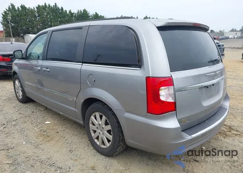 2016 Chrysler Town & Country Touring z USA, uszkodzony, nr VIN 2C4RC1BG6GR287262